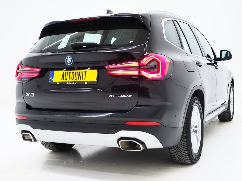 BMW X3 xDrive30e LCI 292PK 42