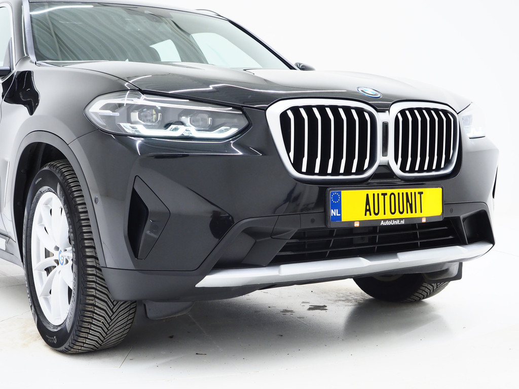 BMW X3 xDrive30e LCI 292PK 45