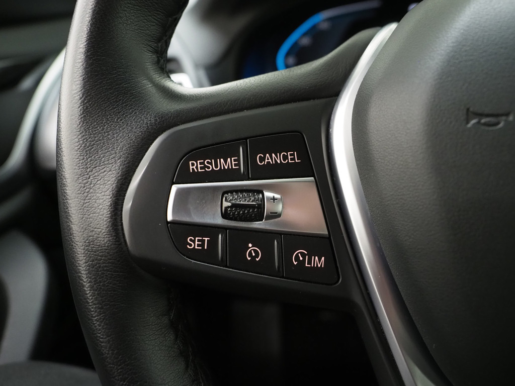 BMW X3 xDrive30e LCI 292PK 53