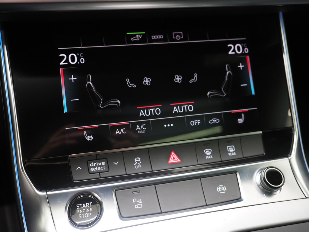 Audi A6 Avant 55 TFSI e quattro Competition Full Black 81