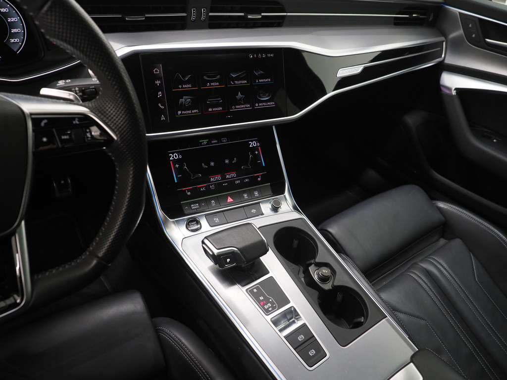 Audi A6 Avant 55 TFSI e quattro Competition Full Black 83