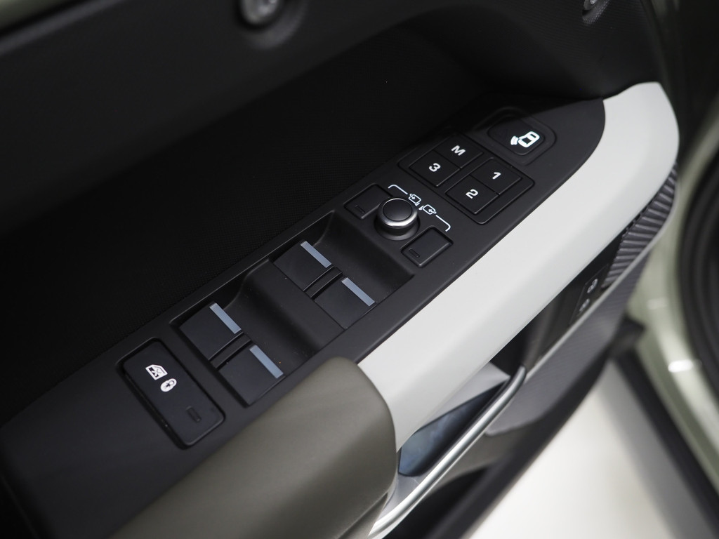 Land Rover Defender 110 2.0 P400e Urban Look 19