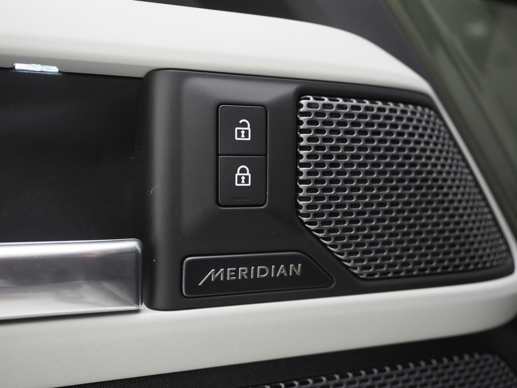 Land Rover Defender 110 2.0 P400e Urban Look 63