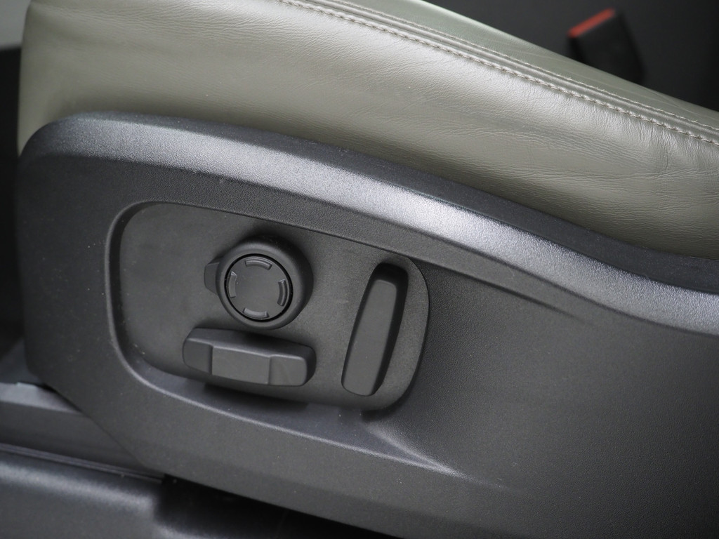 Land Rover Defender 110 2.0 P400e Urban Look 64