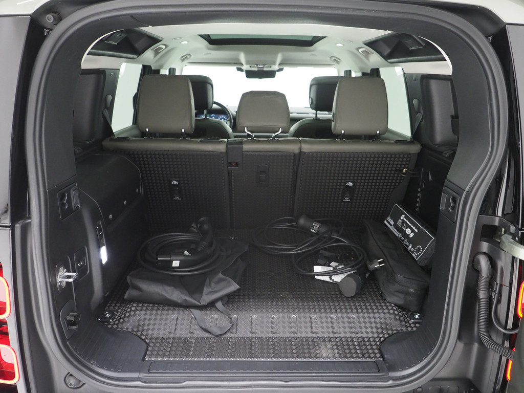 Land Rover Defender 110 2.0 P400e Urban Look 84