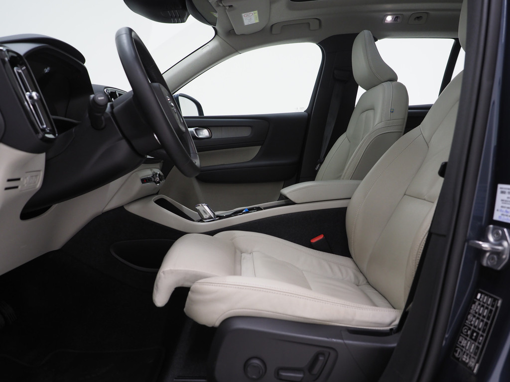 Volvo XC40 1.5 T5 Recharge Inscription 16