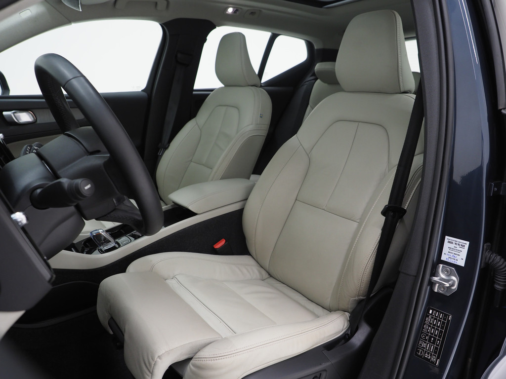 Volvo XC40 1.5 T5 Recharge Inscription 44