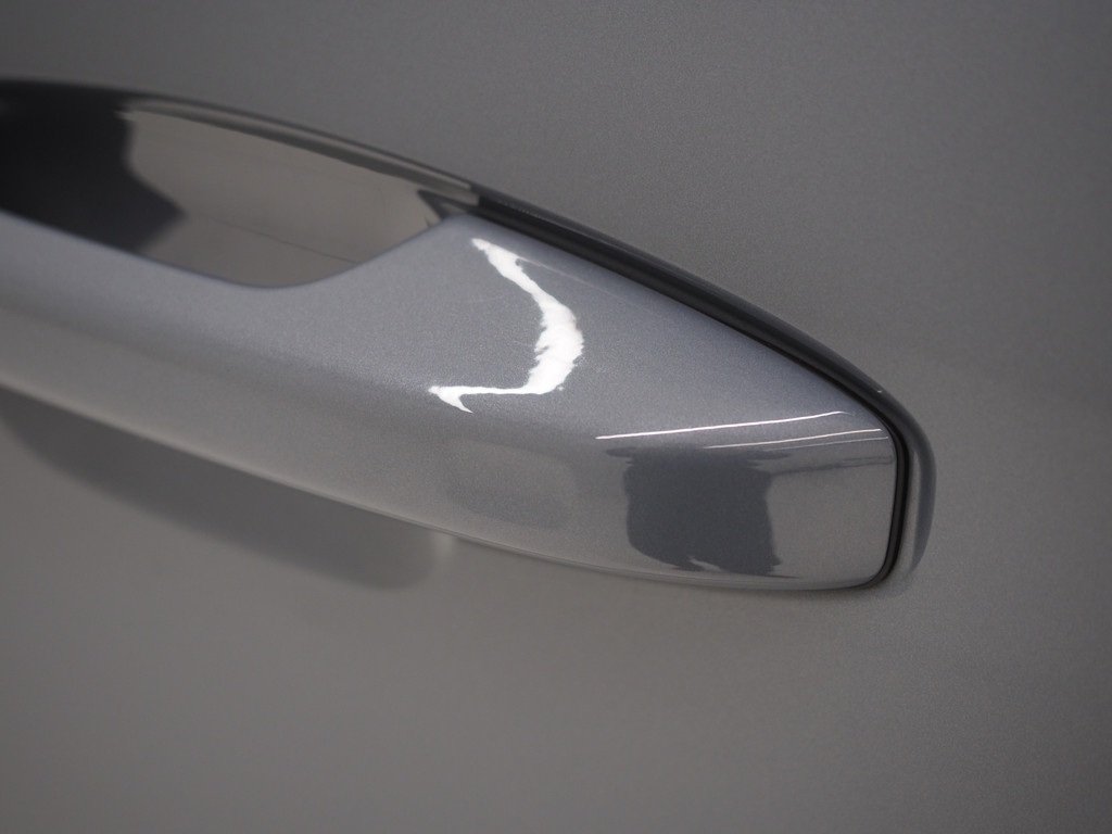 Volvo XC40 1.5 T5 Plug-in hybrid Ultimate Dark 16