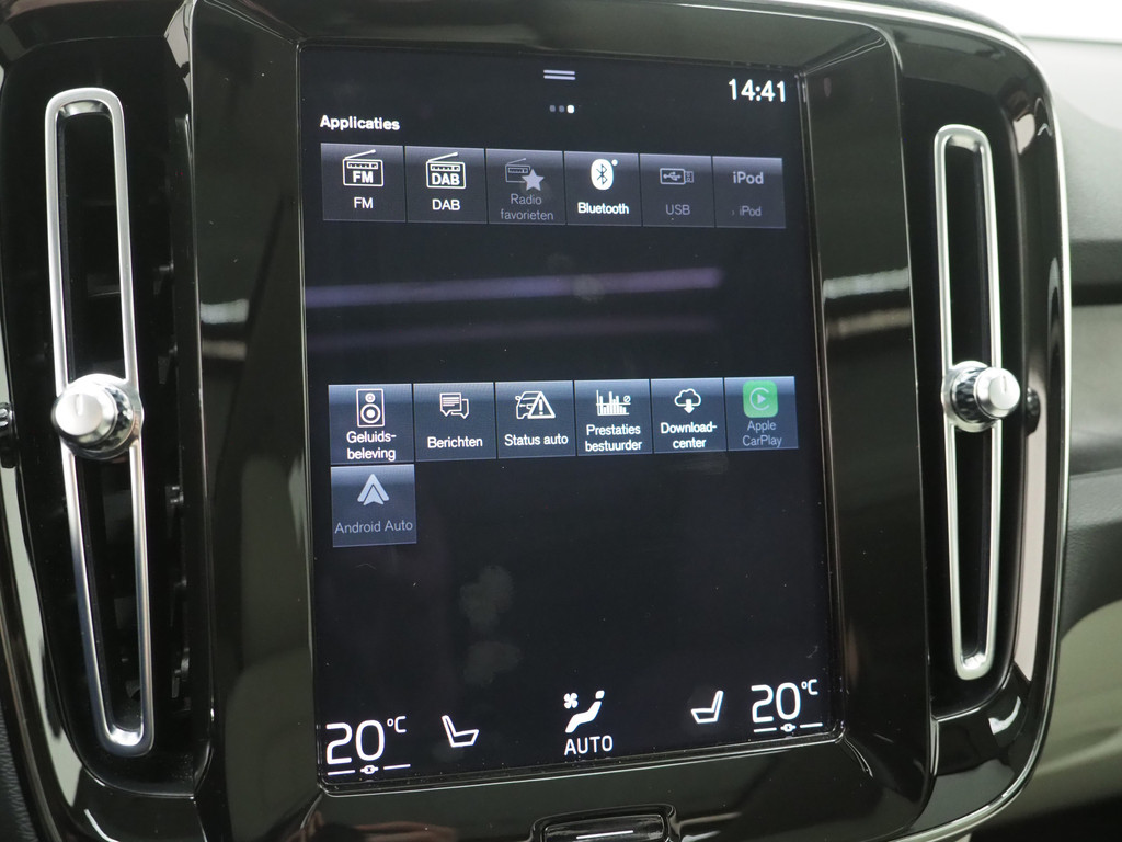 Volvo XC40 1.5 T5 Plug-in hybrid Ultimate Dark 34