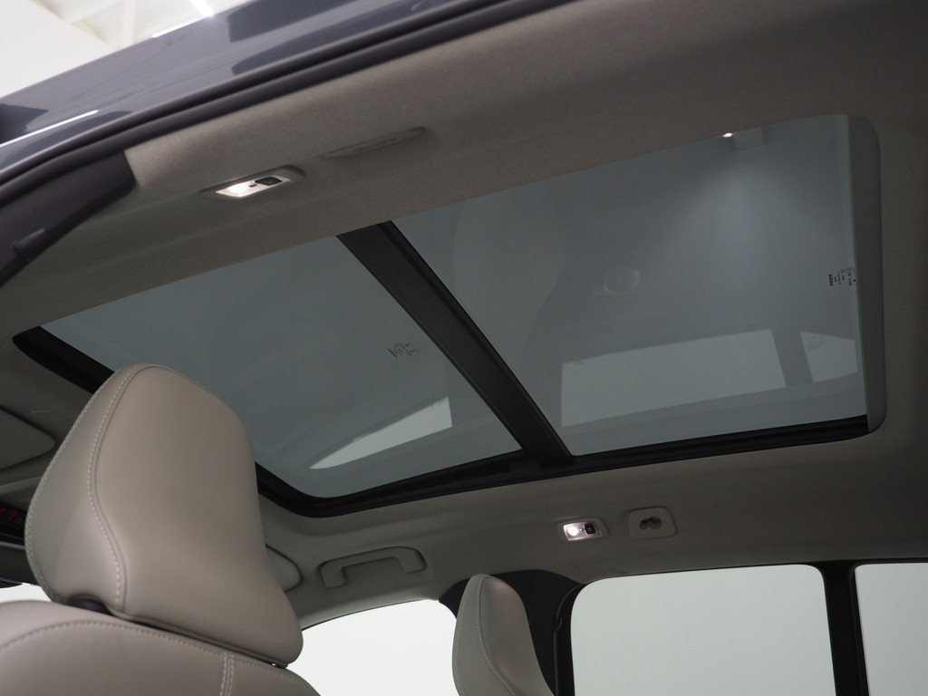 Volvo XC40 1.5 T5 Plug-in hybrid Ultimate Dark 43