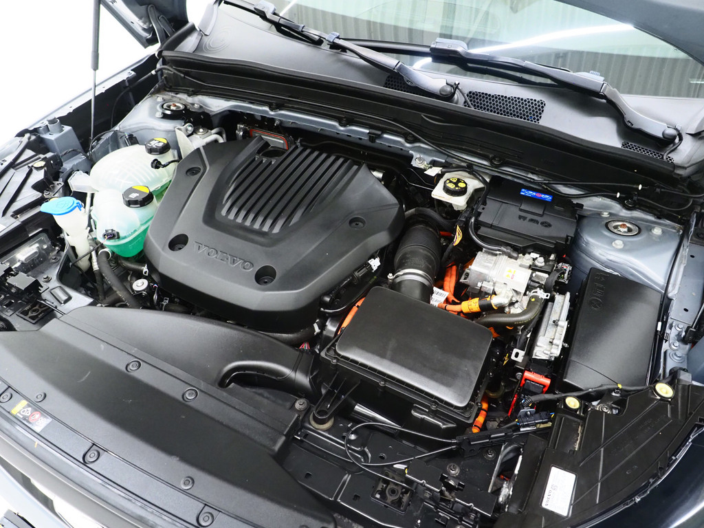 Volvo XC40 1.5 T5 Plug-in hybrid Ultimate Dark 54