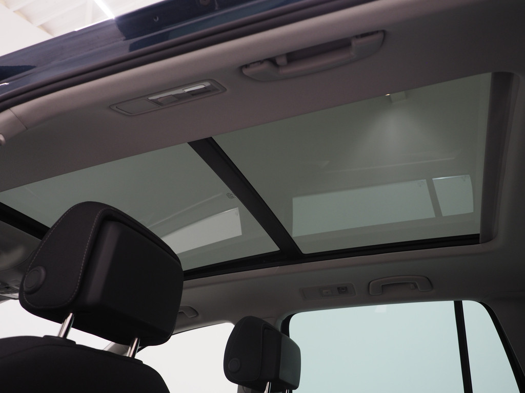 Volkswagen Tiguan 1.4 TSI eHybrid Elegance 77