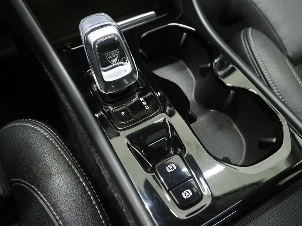 Volvo XC40 1.5 T5 Recharge Inscription 32