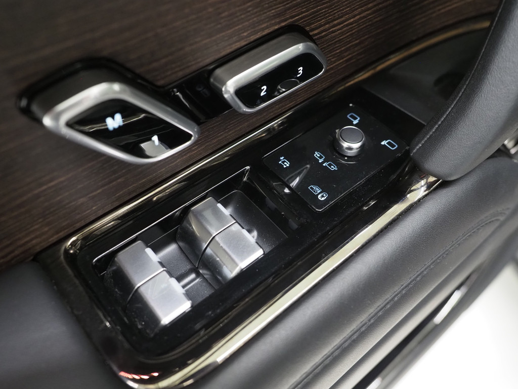 Land Rover Range Rover Sport 3.0 P440e Dynamic HSE 18