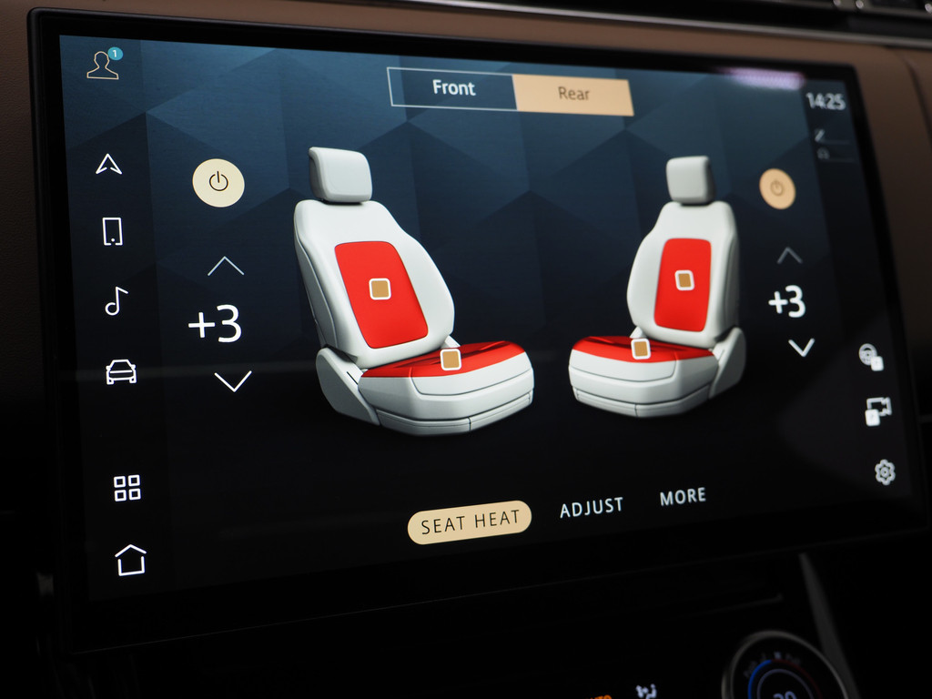 Land Rover Range Rover Sport 3.0 P440e Dynamic HSE 33