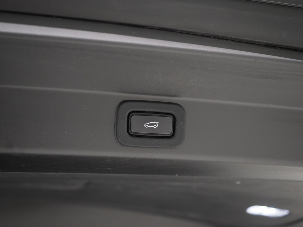 Land Rover Range Rover Sport 3.0 P440e Dynamic HSE 46