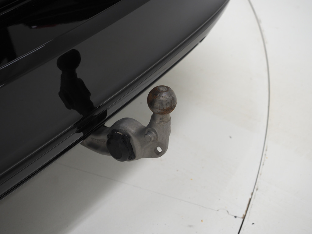 Volvo V90 2.0 T6 Plug-in hybrid AWD Plus Dark Long Range 42