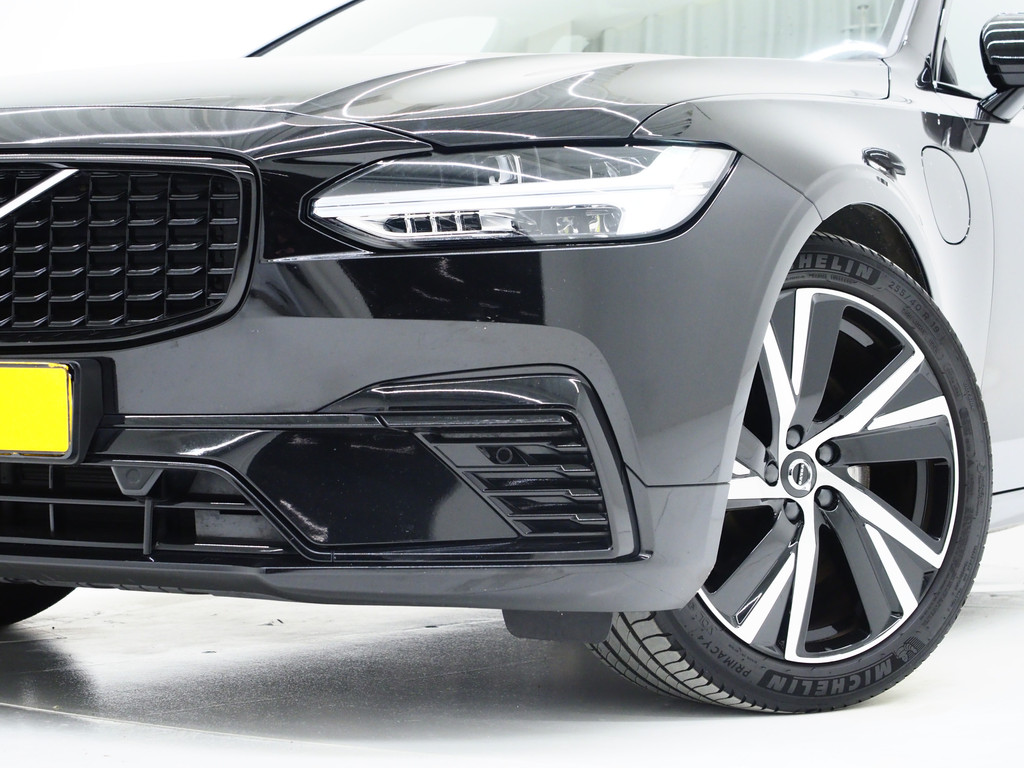 Volvo V90 2.0 T6 Plug-in hybrid AWD Plus Dark Long Range 5