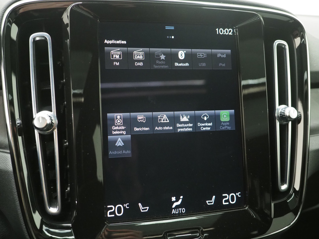 Volvo XC40 1.5 T5 Plug-in hybrid Ultimate Dark 77