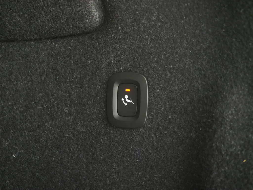 Volvo XC40 1.5 T5 Plug-in hybrid Ultimate Dark 86