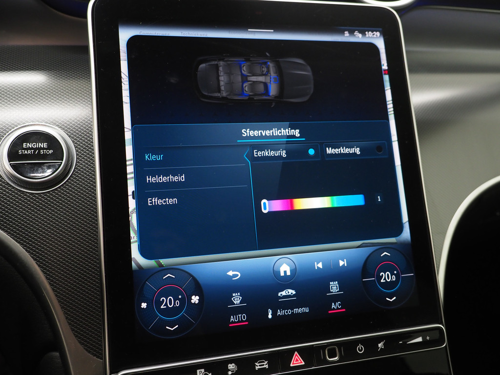 Mercedes-Benz GLC 300e 4MATIC 320PK 32