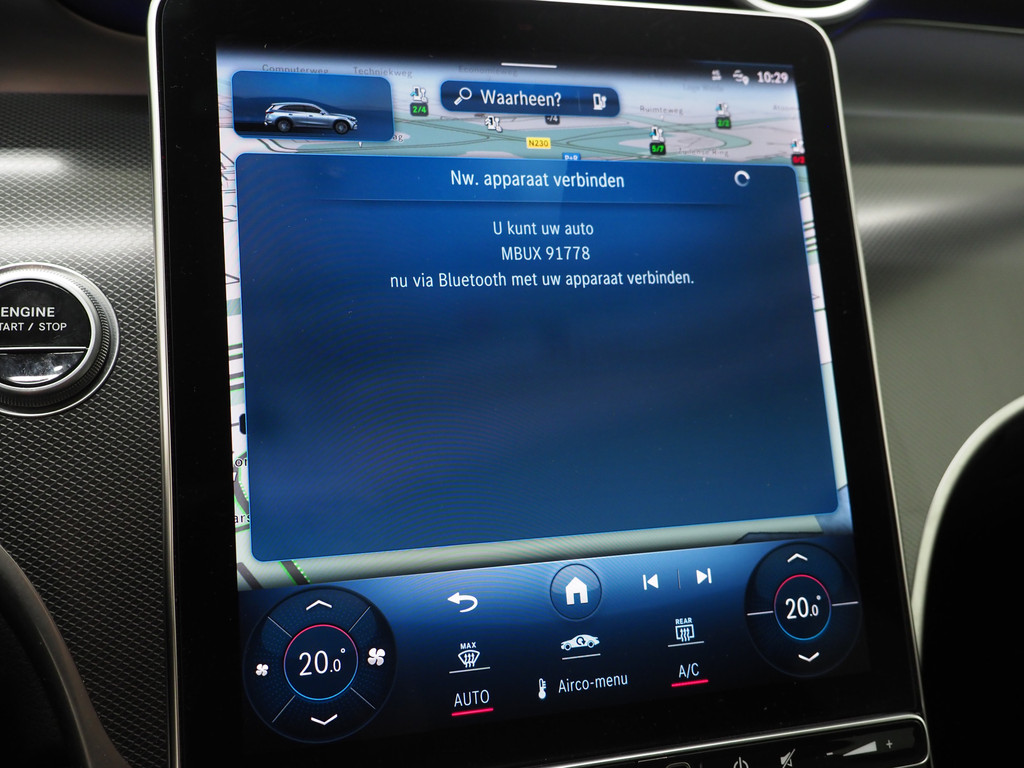 Mercedes-Benz GLC 300e 4MATIC 320PK 74