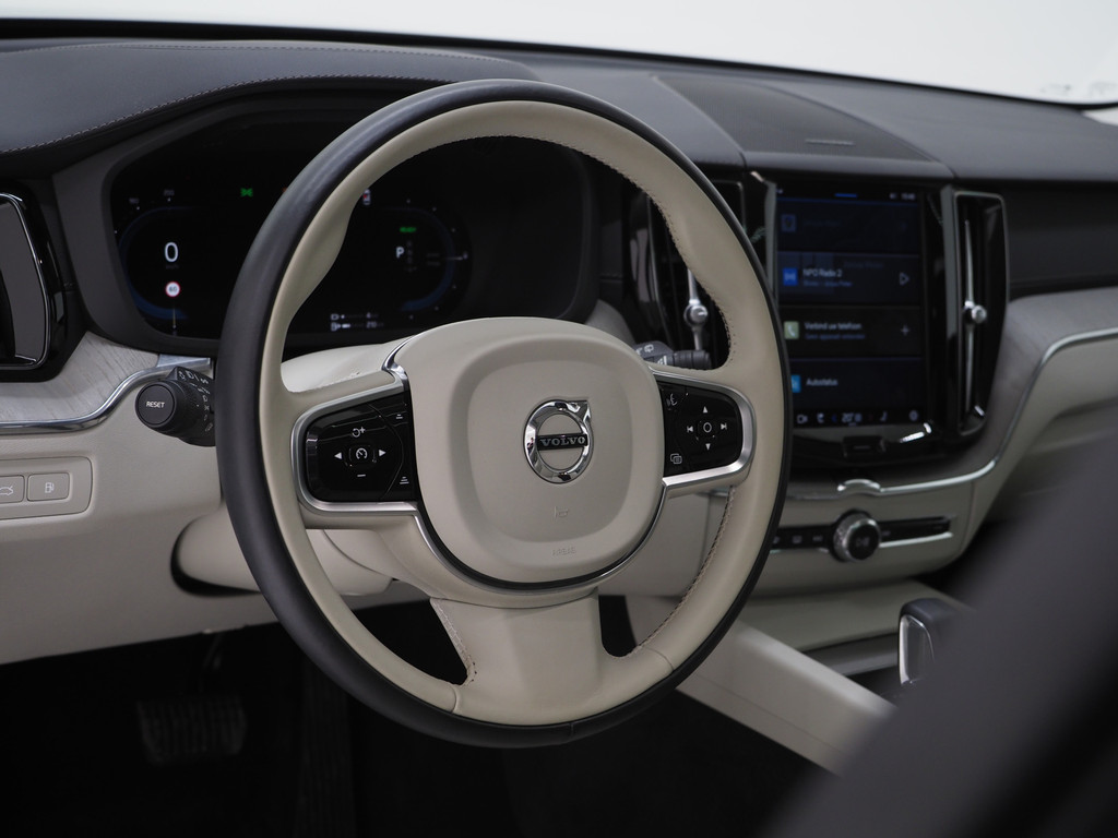 Volvo XC60 2.0 T6 Recharge AWD Ultimate Long Range 64