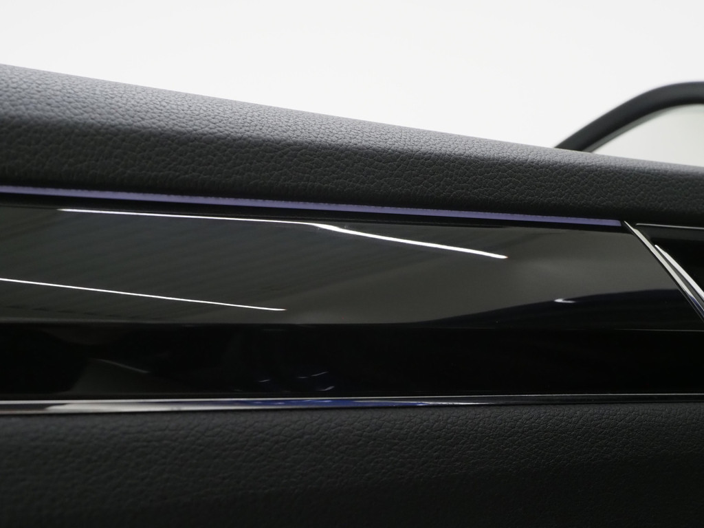 Škoda Superb Combi 1.4 TSI iV Laurin & Klement 67