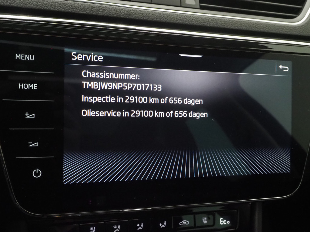 Škoda Superb Combi 1.4 TSI iV Laurin & Klement 79