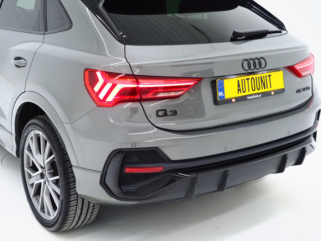 Audi Q3 Sportback 45 TFSI e S-Line Edition Black 13