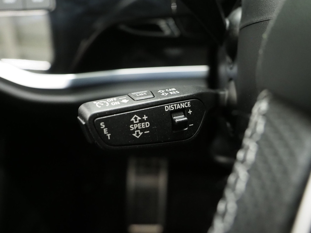 Audi Q3 Sportback 45 TFSI e S-Line Edition Black 20