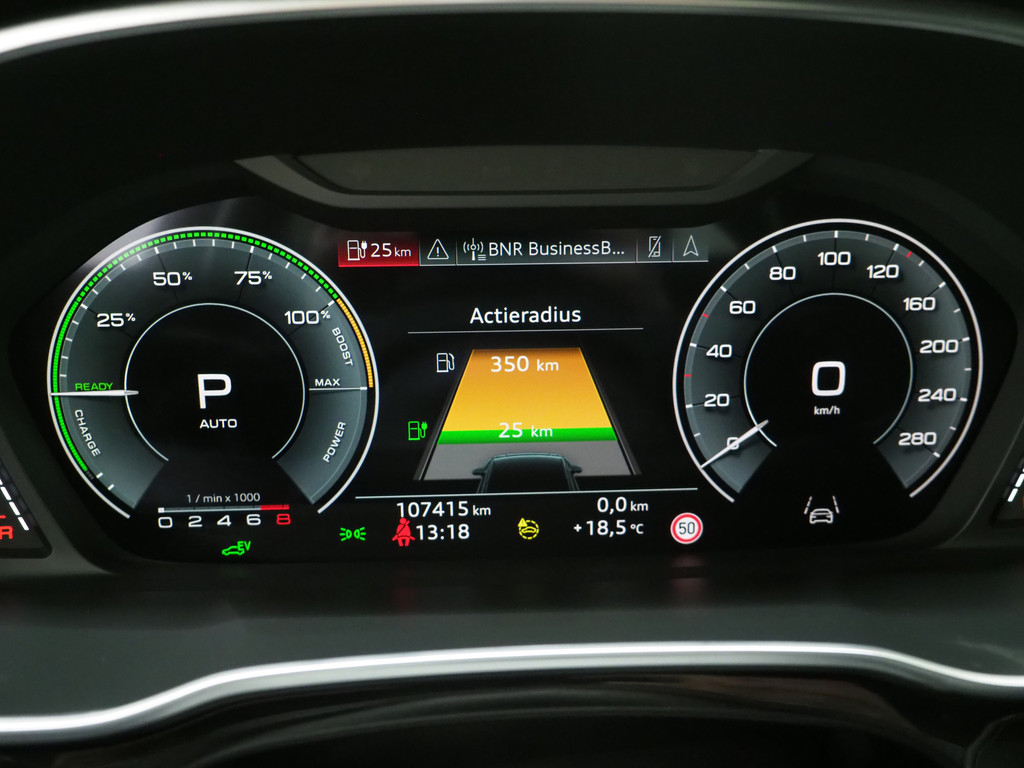 Audi Q3 Sportback 45 TFSI e S-Line Edition Black 24