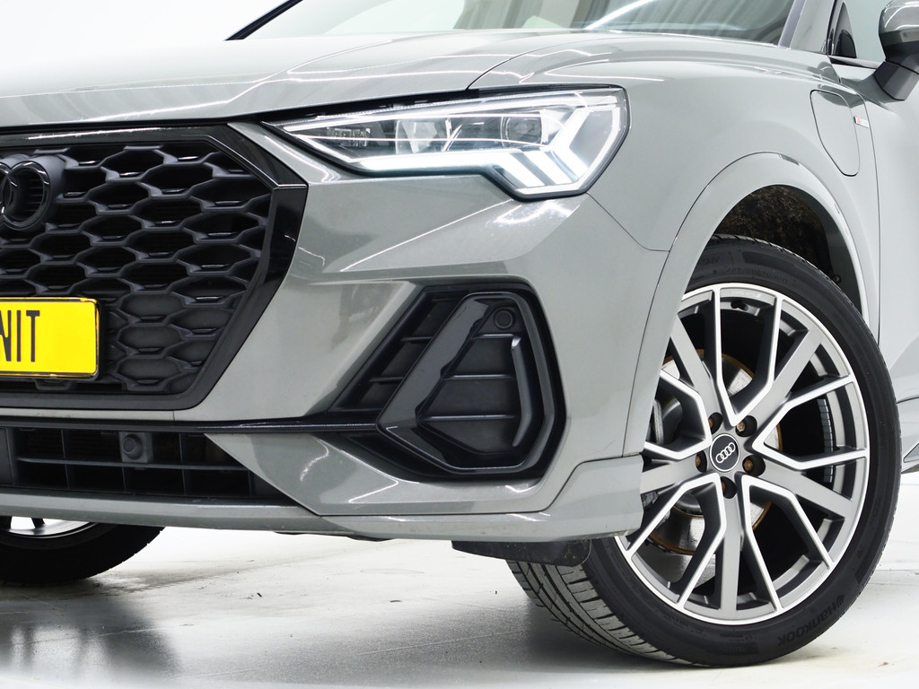 Audi Q3 Sportback 45 TFSI e S-Line Edition Black 5