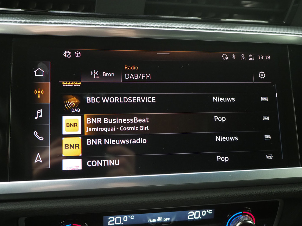 Audi Q3 Sportback 45 TFSI e S-Line Edition Black 63