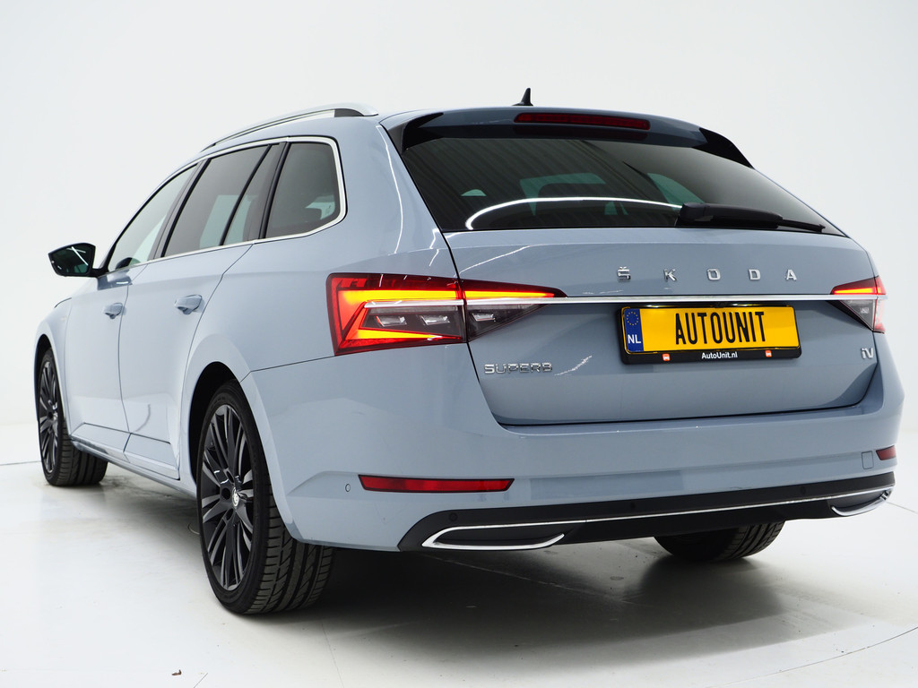 Škoda Superb Combi 1.4 TSI iV Laurin & Klement 2