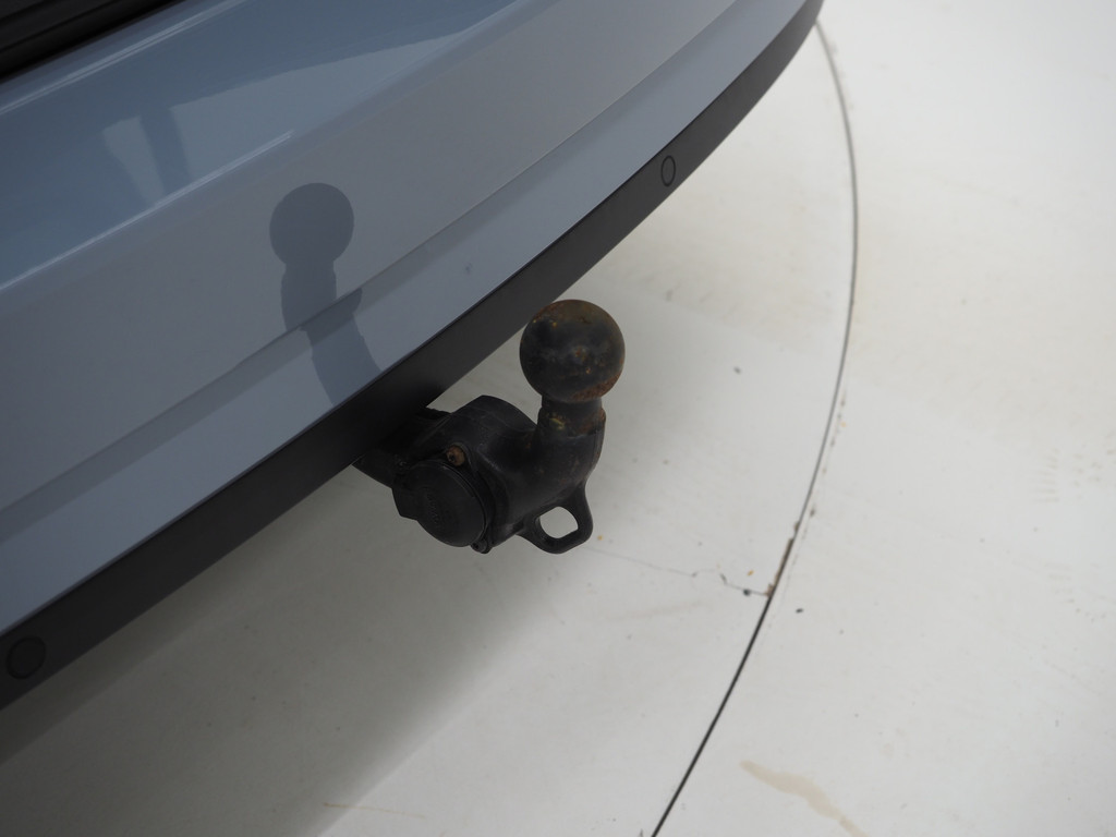 Škoda Superb Combi 1.4 TSI iV Laurin & Klement 44