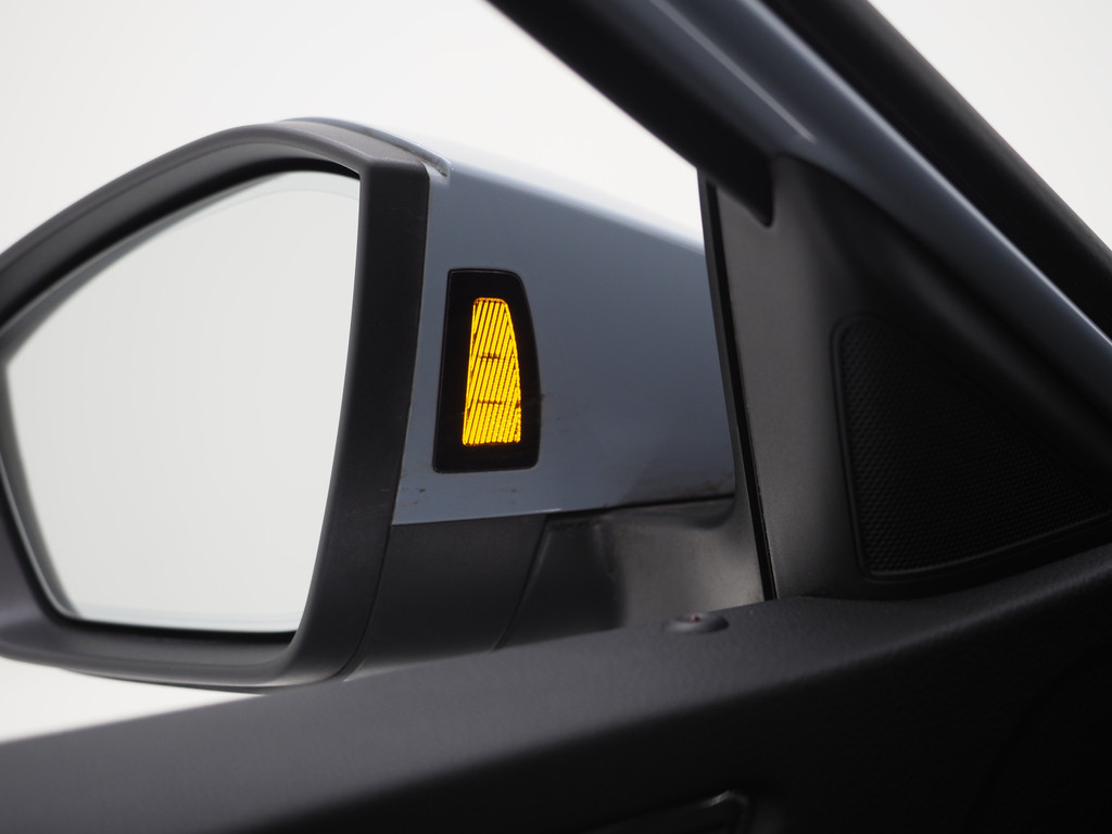 Škoda Superb Combi 1.4 TSI iV Laurin & Klement 60