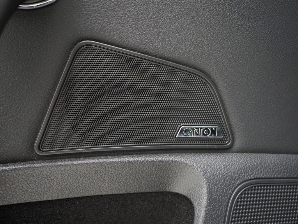 Škoda Superb Combi 1.4 TSI iV Laurin & Klement 63