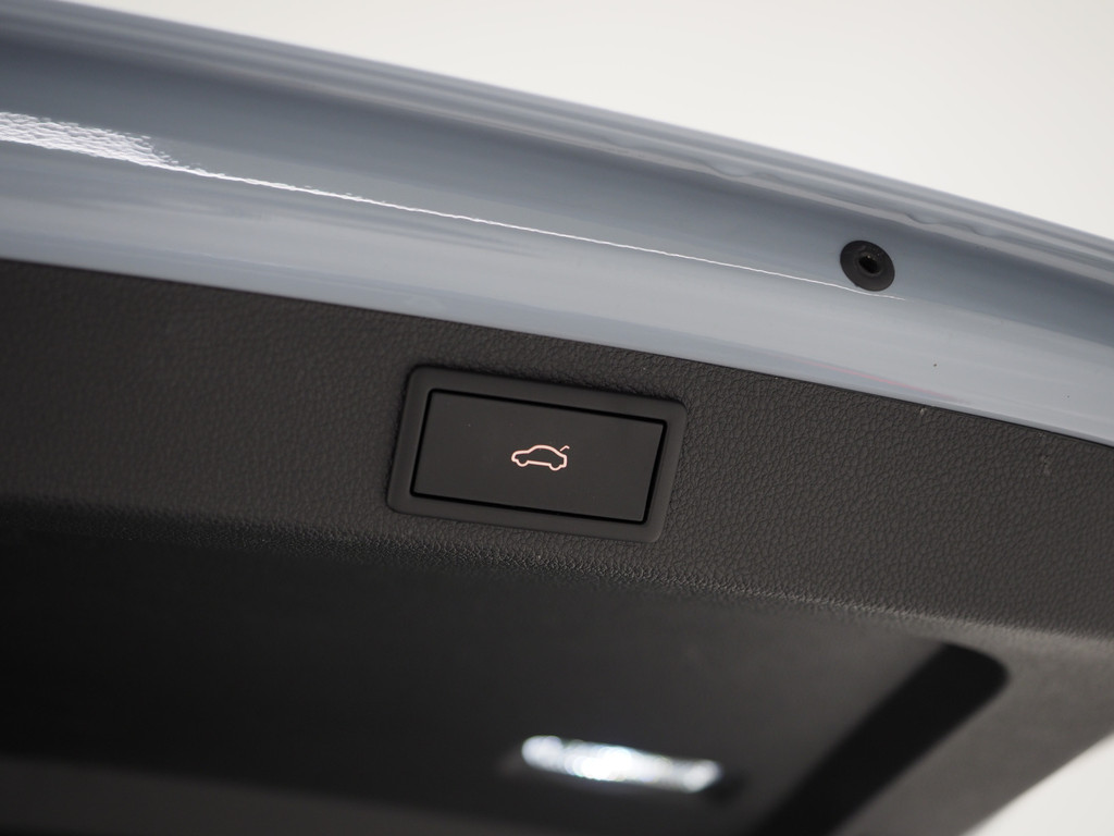 Škoda Superb Combi 1.4 TSI iV Laurin & Klement 87