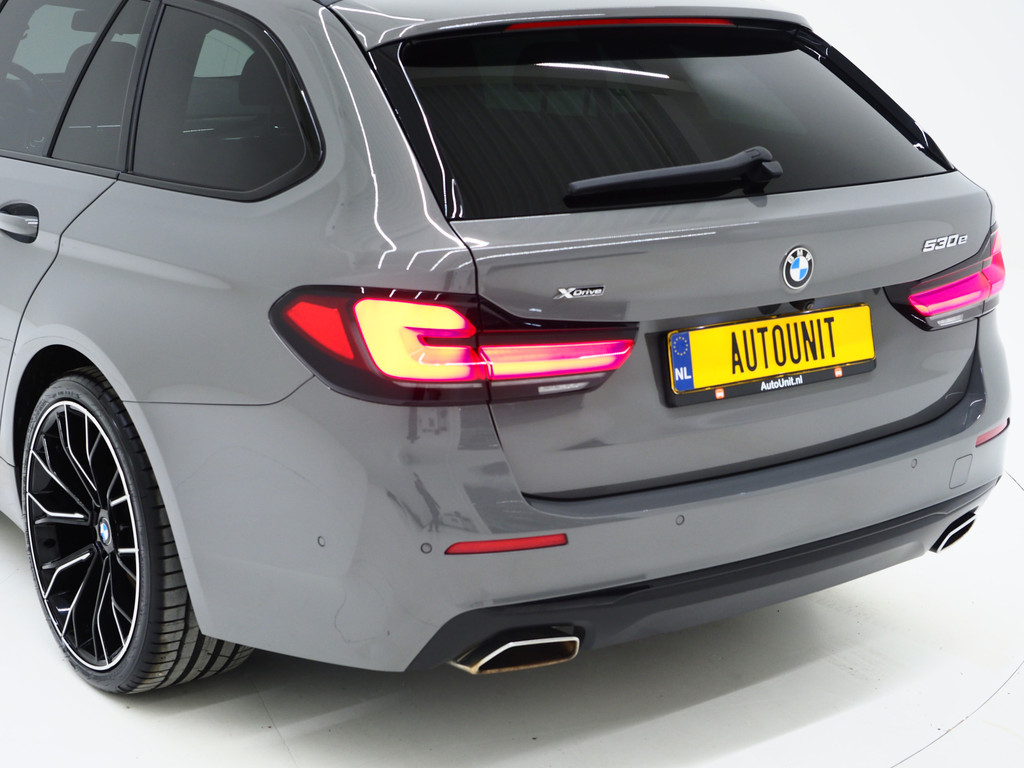 BMW 5 Serie Touring 530e xDrive 13