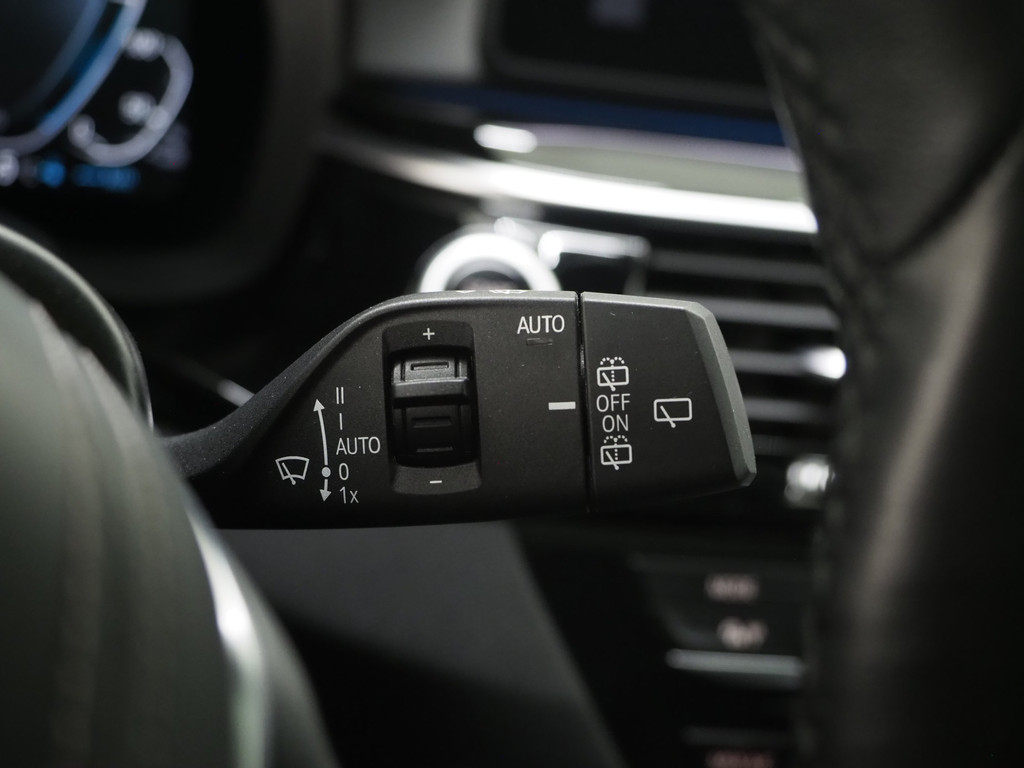 BMW 5 Serie Touring 530e xDrive 29