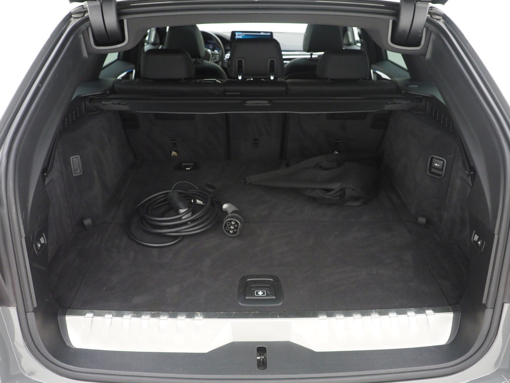BMW 5 Serie Touring 530e xDrive 43