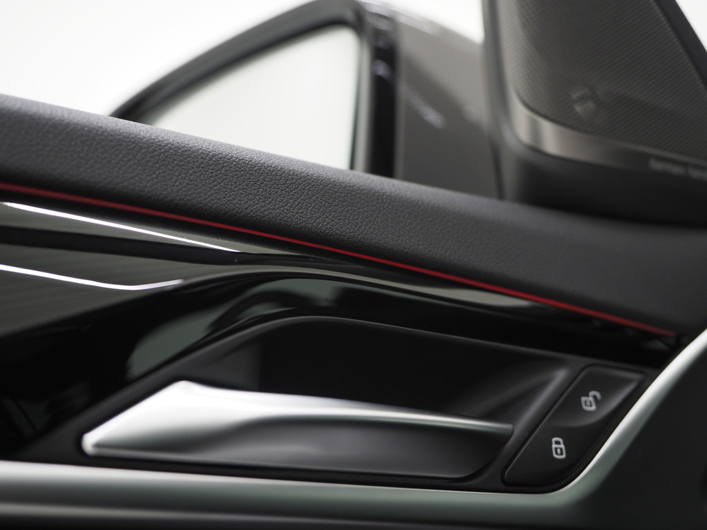 BMW 5 Serie Touring 530e xDrive 64