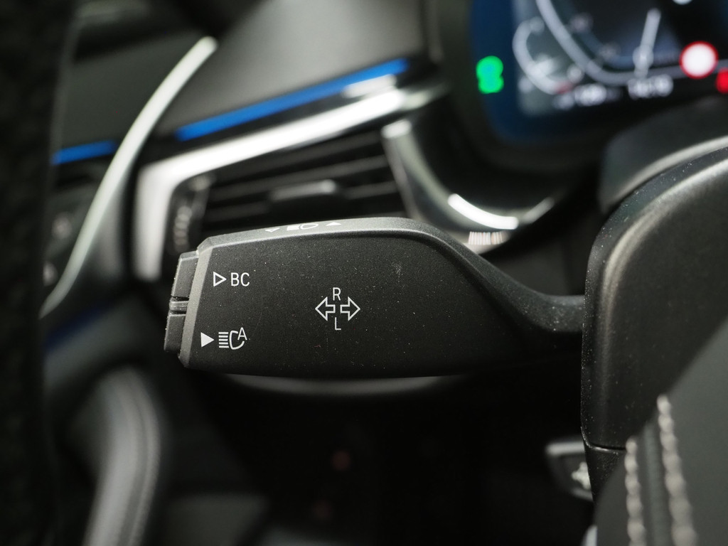 BMW 5 Serie Touring 530e xDrive 70