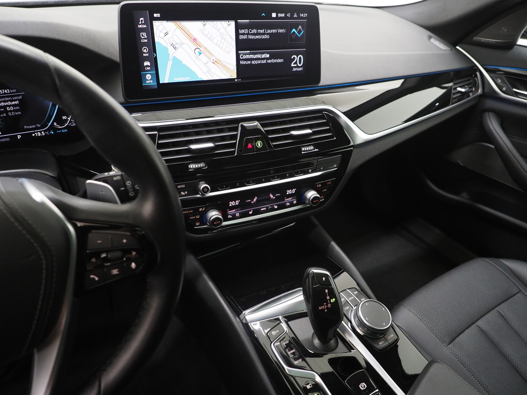 BMW 5 Serie Touring 530e xDrive 84