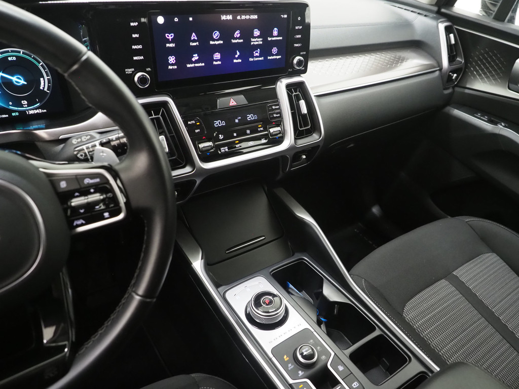 Kia Sorento 1.6 T-GDI Plug-in Hybrid 4WD 7p. 74