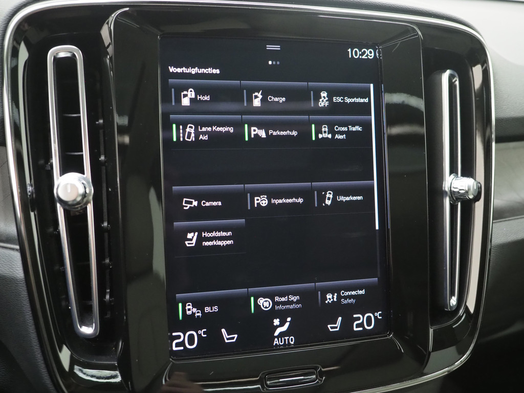 Volvo XC40 1.5 T5 Plug-in hybrid Ultimate Dark 34