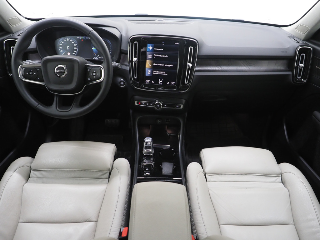 Volvo XC40 1.5 T5 Plug-in hybrid Ultimate Dark 48