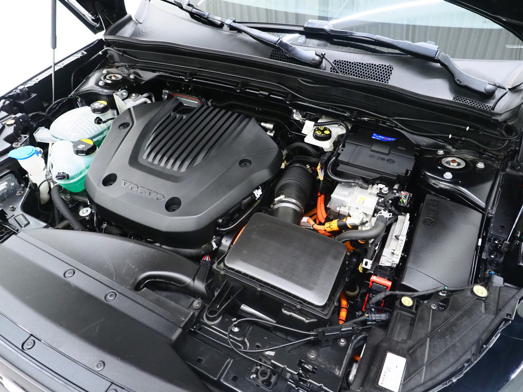 Volvo XC40 1.5 T5 Plug-in hybrid Ultimate Dark 50