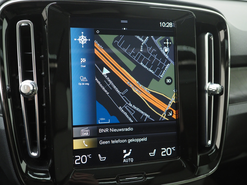 Volvo XC40 1.5 T5 Plug-in hybrid Ultimate Dark 75